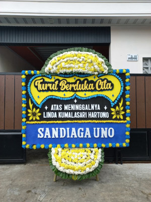 Papan Bunga Duka di Kepatihan Kulon